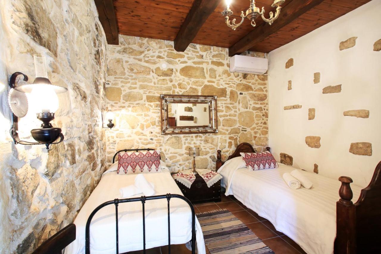 Villa Radamanthis Sivas Ngoại thất bức ảnh